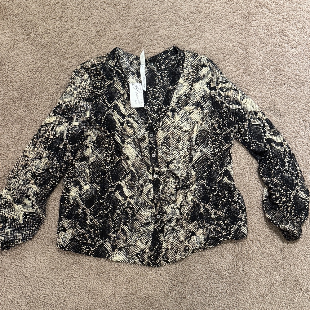 NY Collection Black and Cream Textured Top